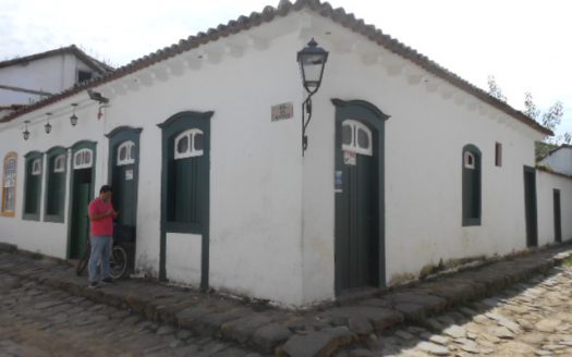 CPV 63 – Casa a venda em Paraty no Centro Histórico