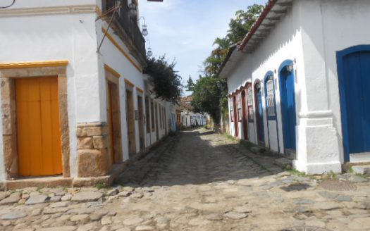 CPV 63 – Casa a venda em Paraty no Centro Histórico