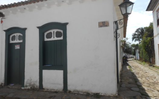 CPV 63 – Casa a venda em Paraty no Centro Histórico
