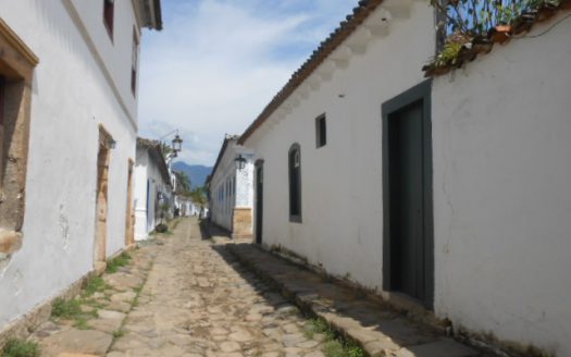 CPV 63 – Casa a venda em Paraty no Centro Histórico