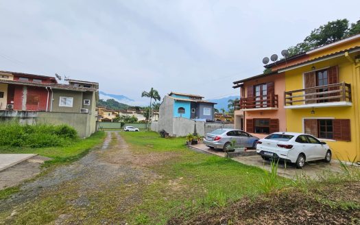 TVP 966 – FRAÇÃO A VENDA NO BAIRRO PRINCESA ISABEL EM PARATY RJ.