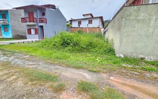 TVP 966 – FRAÇÃO A VENDA NO BAIRRO PRINCESA ISABEL EM PARATY RJ.