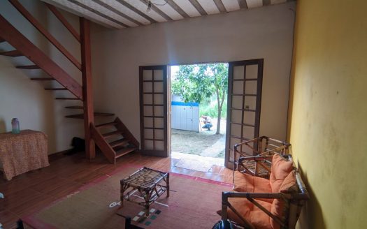 CLM 912 – Casa Pra Locação no Bairro Paraty Mirim a Poucos Mts da Praia
