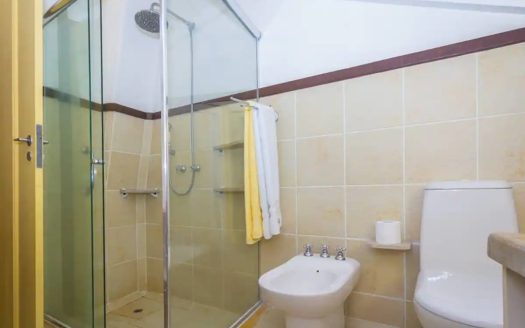 CVP 997 – Harmoniosa Casa a Venda no Centro Histórico a Poucos Passos do Cais