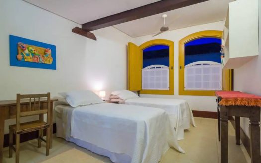 CVP 997 – Harmoniosa Casa a Venda no Centro Histórico a Poucos Passos do Cais