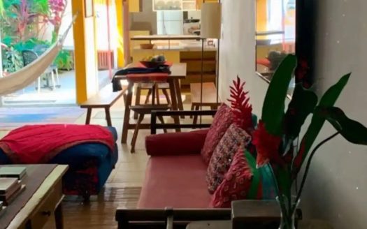 CVP 997 – Harmoniosa Casa a Venda no Centro Histórico a Poucos Passos do Cais