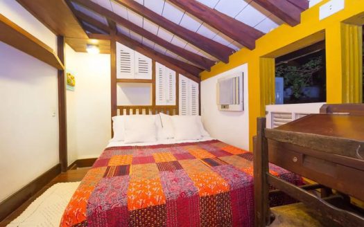 CVP 997 – Harmoniosa Casa a Venda no Centro Histórico a Poucos Passos do Cais