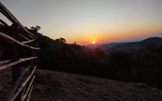 CVC 1117 – Chácara a Venda no Bairro Aparição em Cunha SP