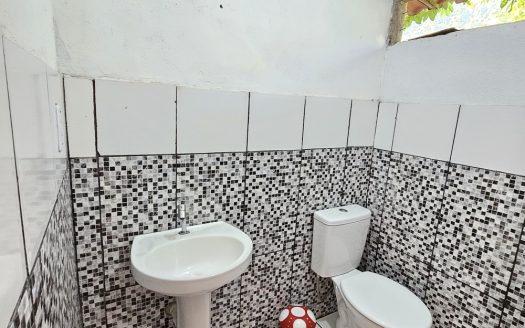 PCVP 1145 – 4 Pontos Comerciais Com 2 Casas a Venda no Bairro Paraty Mirim