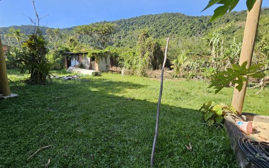 PCVP 1145 – 4 Pontos Comerciais Com 2 Casas a Venda no Bairro Paraty Mirim