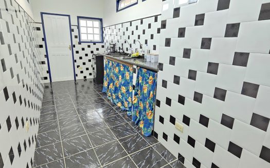 CVP 1247 – Casa com Ponto Comercial a Venda no bairro Patitiba a Poucos Metros do Centro