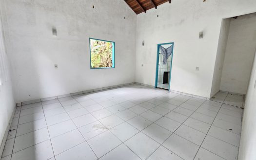 CVP 1310 – Linda Chácara Estilo Colonial com Frente Pra Cachoeira no Bairro do Penha