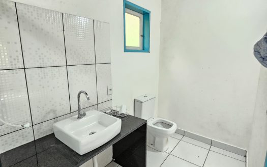 CVP 1310 – Linda Chácara Estilo Colonial com Frente Pra Cachoeira no Bairro do Penha