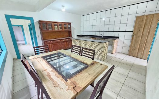 CVP 1310 – Linda Chácara Estilo Colonial com Frente Pra Cachoeira no Bairro do Penha