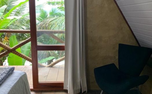 CVP 1293 – Lindo Chalé Frente ao Mar Pé na Areia na Ilha do Cedro