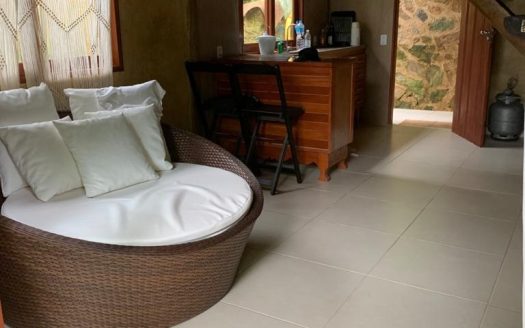 CVP 1293 – Lindo Chalé Frente ao Mar Pé na Areia na Ilha do Cedro