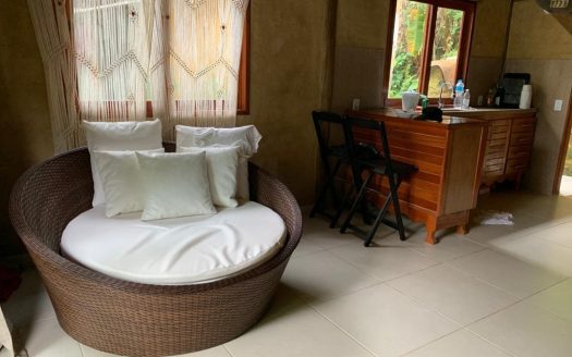 CVP 1293 – Lindo Chalé Frente ao Mar Pé na Areia na Ilha do Cedro