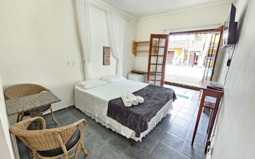 PVP 1335 – Linda Pousada no Bairro Vila Colonial em Paraty RJ