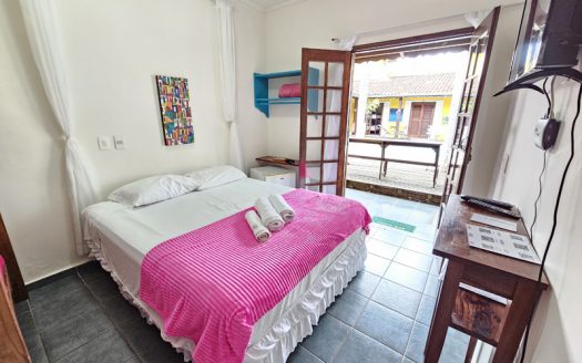 PVP 1335 – Linda Pousada no Bairro Vila Colonial em Paraty RJ