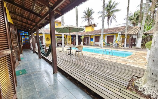 PVP 1335 – Linda Pousada no Bairro Vila Colonial em Paraty RJ