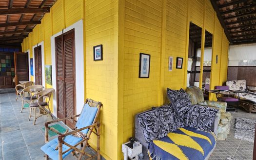 PVP 1335 – Linda Pousada no Bairro Vila Colonial em Paraty RJ