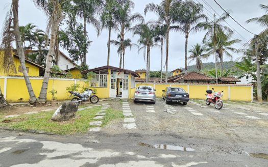 PVP 1335 – Linda Pousada no Bairro Vila Colonial em Paraty RJ