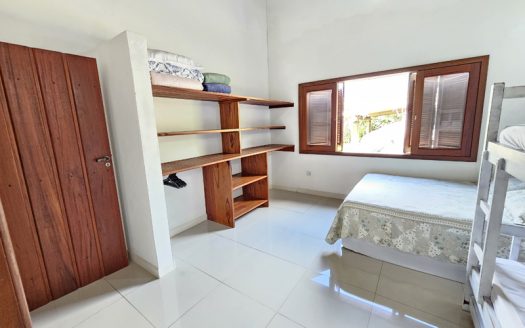 CVP 1352 – Charmosa Casa Com Linda Vista para o Mar em Condomínio Alto Padrão no Bairro Praia Grande em Paraty