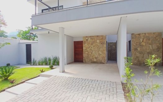 CVP 1380 – Belíssima Casa Alto Padrão em Condomínio na Ponte Branca