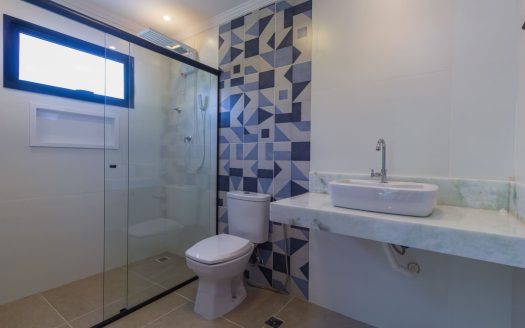 CVP 1380 – Belíssima Casa Alto Padrão em Condomínio na Ponte Branca