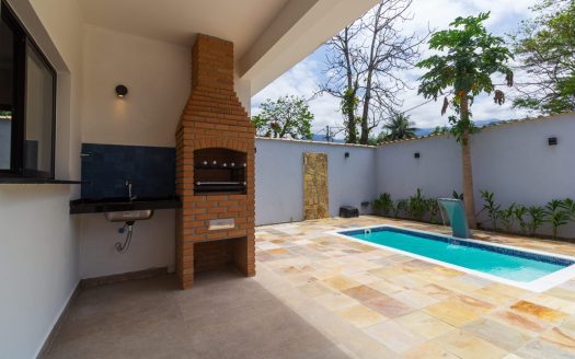 CVP 1380 – Belíssima Casa Alto Padrão em Condomínio na Ponte Branca